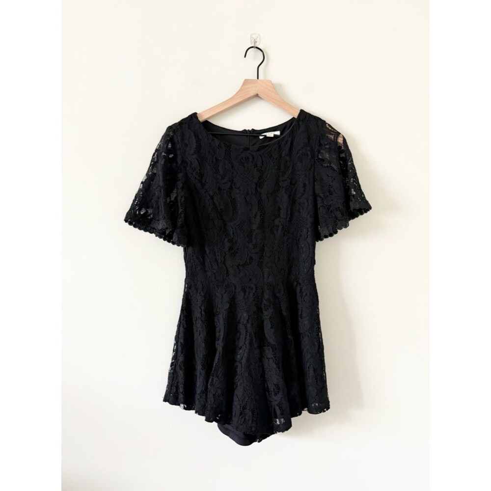 Mi Ami Black Lace Short Sleeve Romper Size S